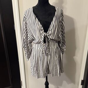 Flawless Tie-Front Romper | Size L